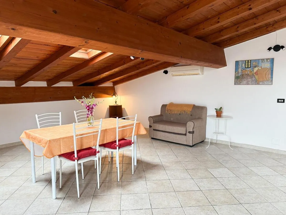 Il Pino - Your Home In Fiumicino Apartment