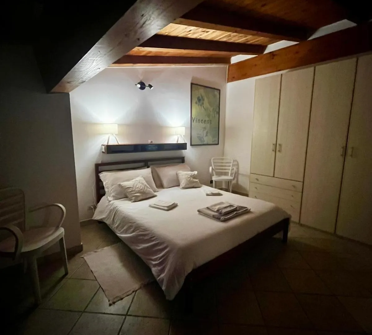 Apartment Il Pino - Your Home In Fiumicino Italy
